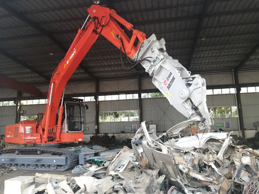 電動報(bào)廢汽車拆解機(jī)