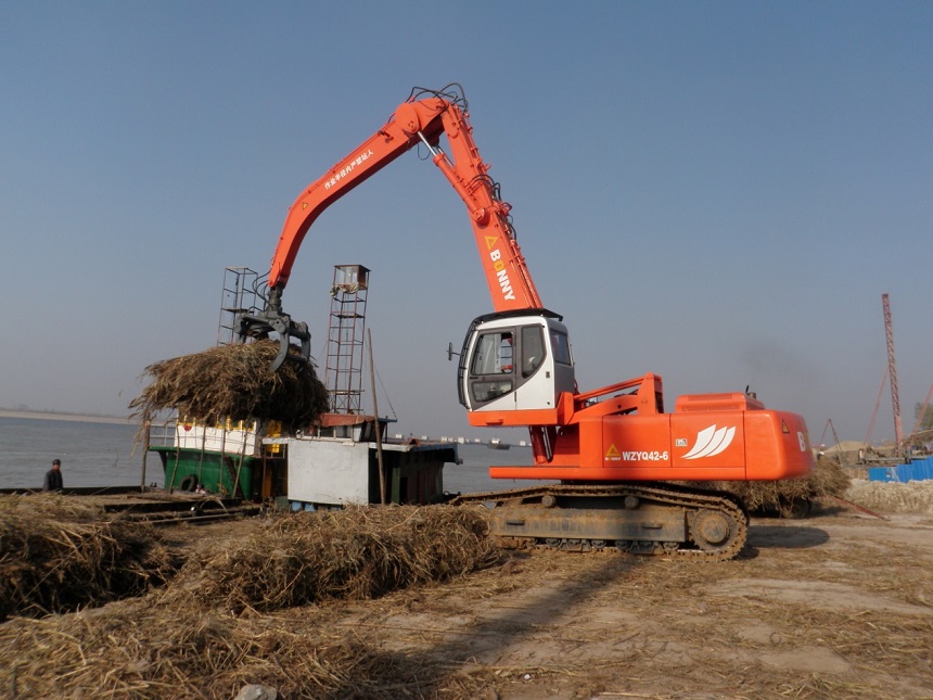 抓鋼機配叉形斗.jpg 抓鋼機配叉形斗.jpg