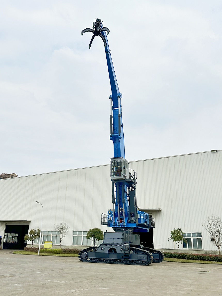 抓料機.jpg 抓料機.jpg